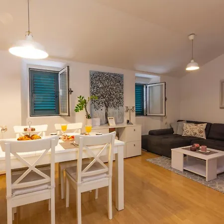 Διαμέρισμα Old Town House Katarina Ντουμπρόβνικ